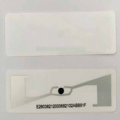 UY210197A RFID غیر فعال UHF ٹیمپر پروف وہیکل ونڈشیلڈ ٹیگ لانگ ریڈ رینج